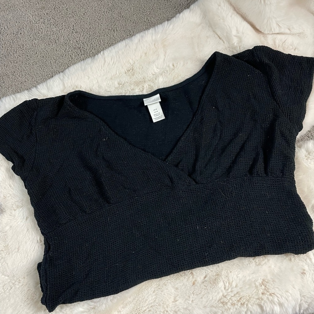 H&M Women’s Black Short Sleeve Top